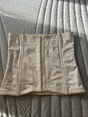 Maidenform Corset shapewear.